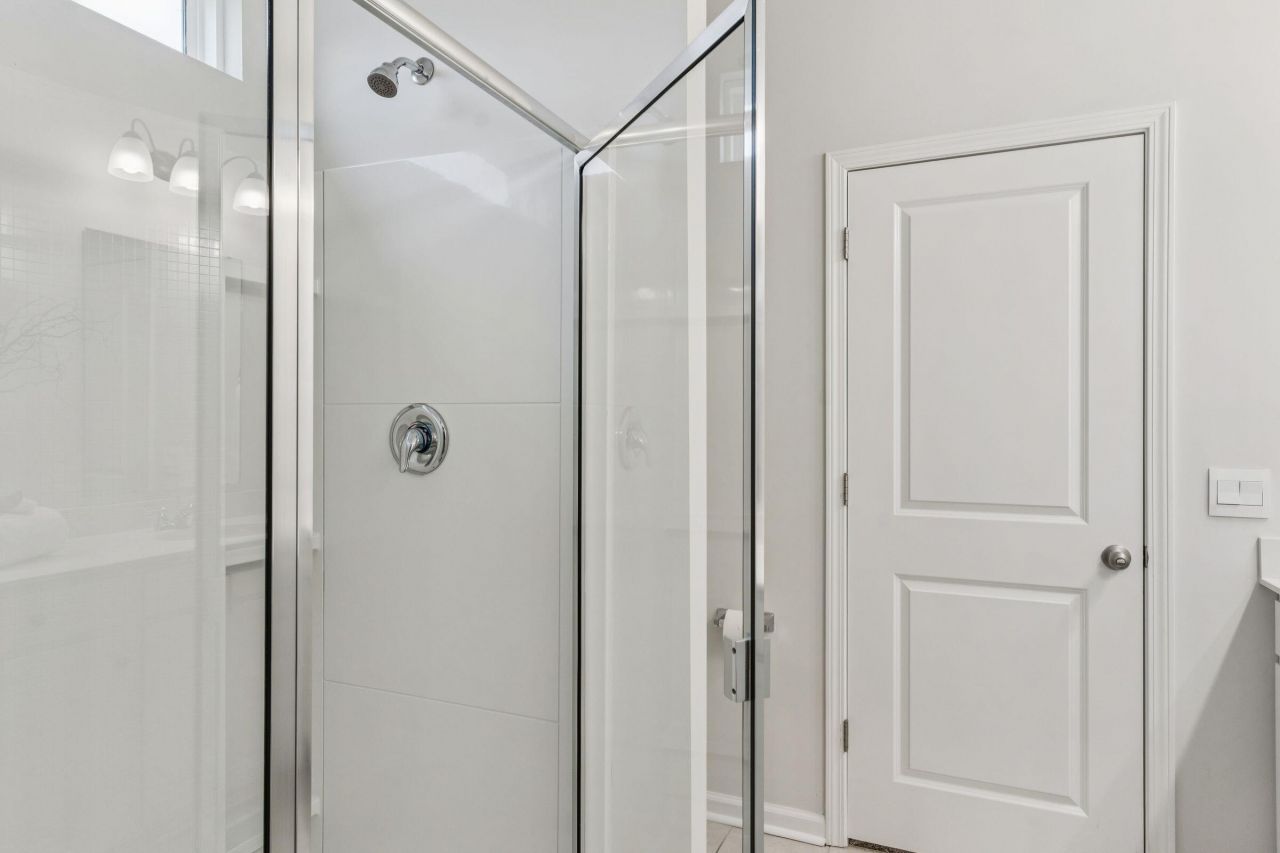 223 Silver Creek Drive Photo 31