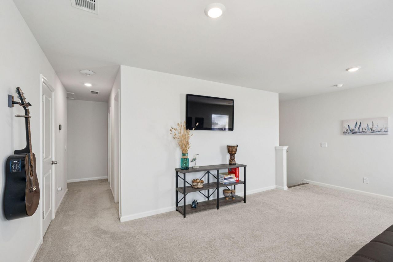 223 Silver Creek Drive Photo 46