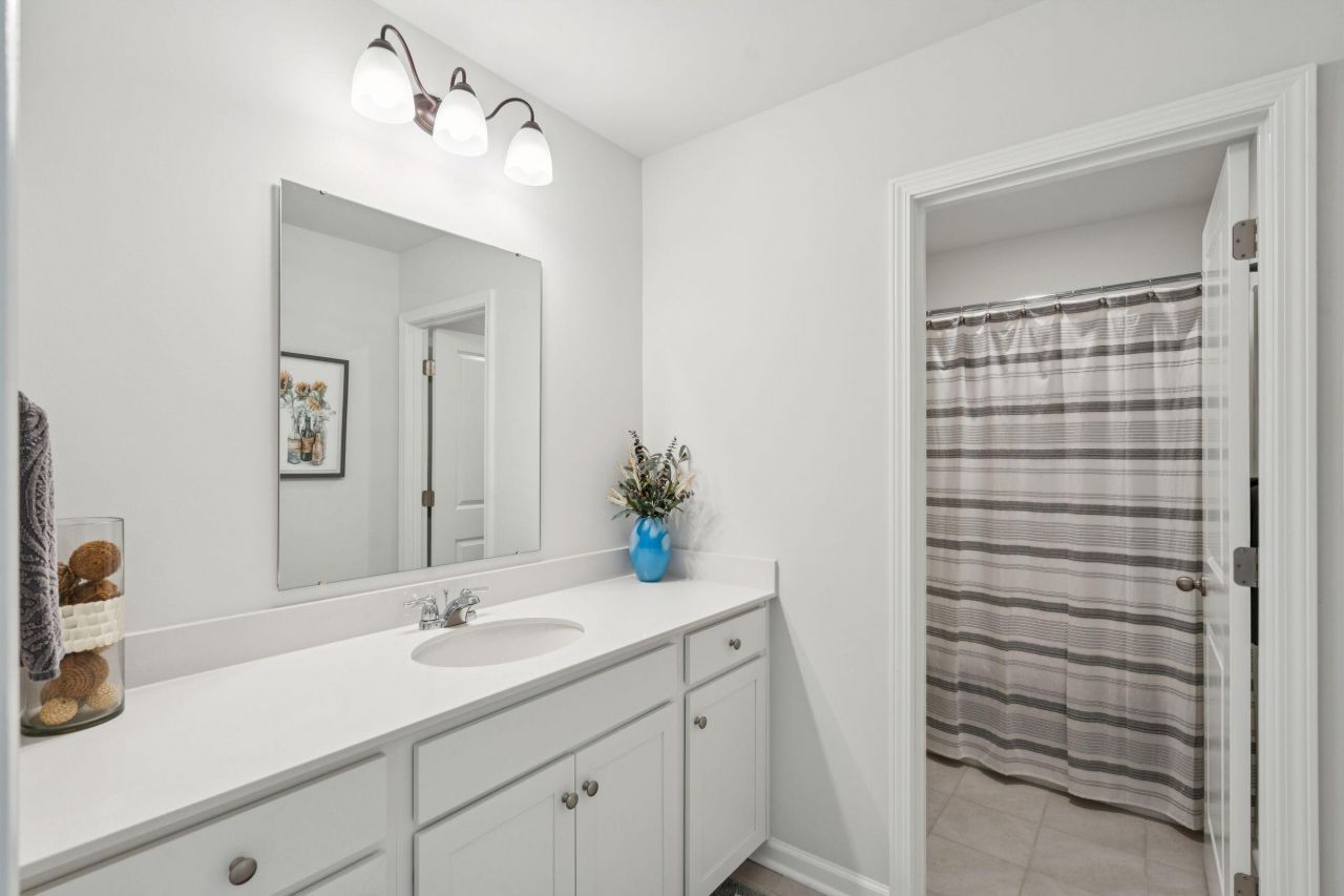 223 Silver Creek Drive Photo 55