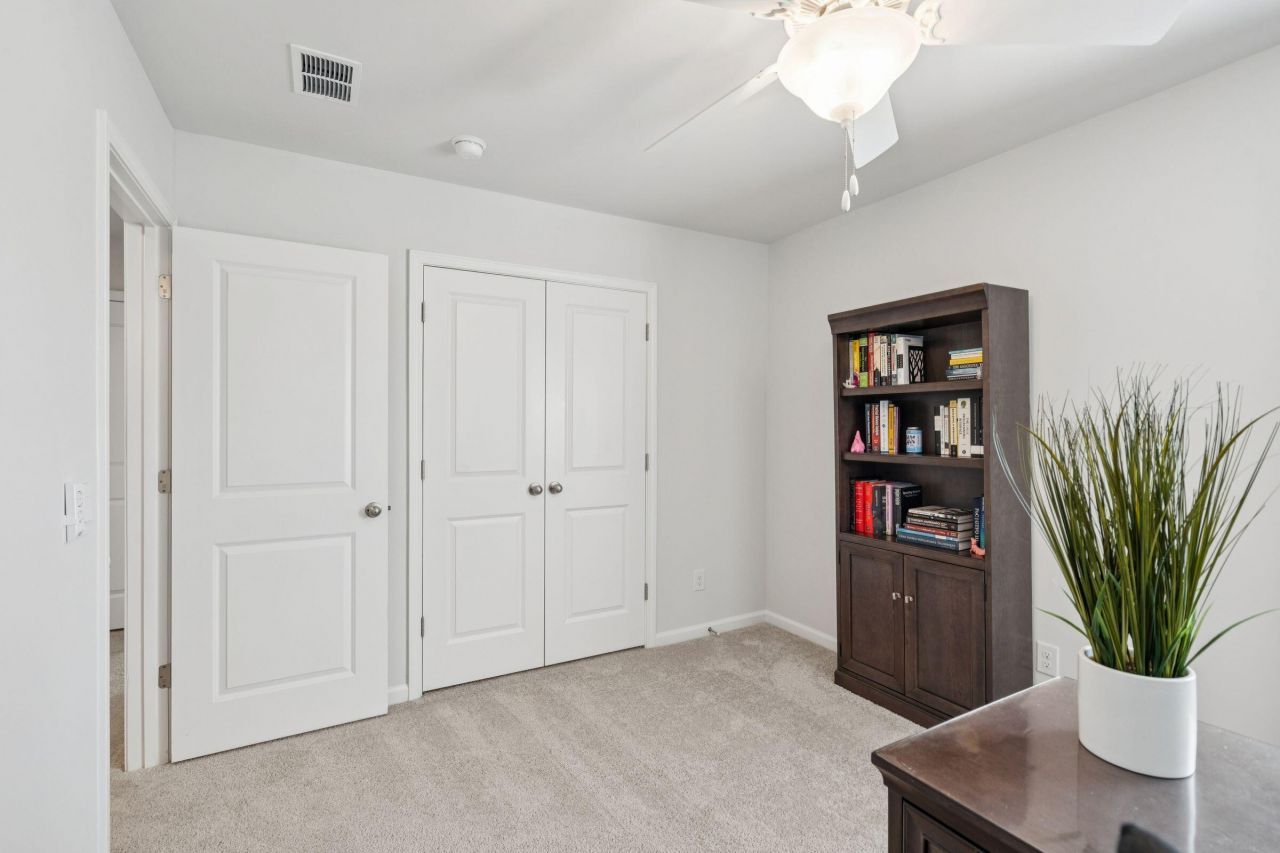 223 Silver Creek Drive Photo 58