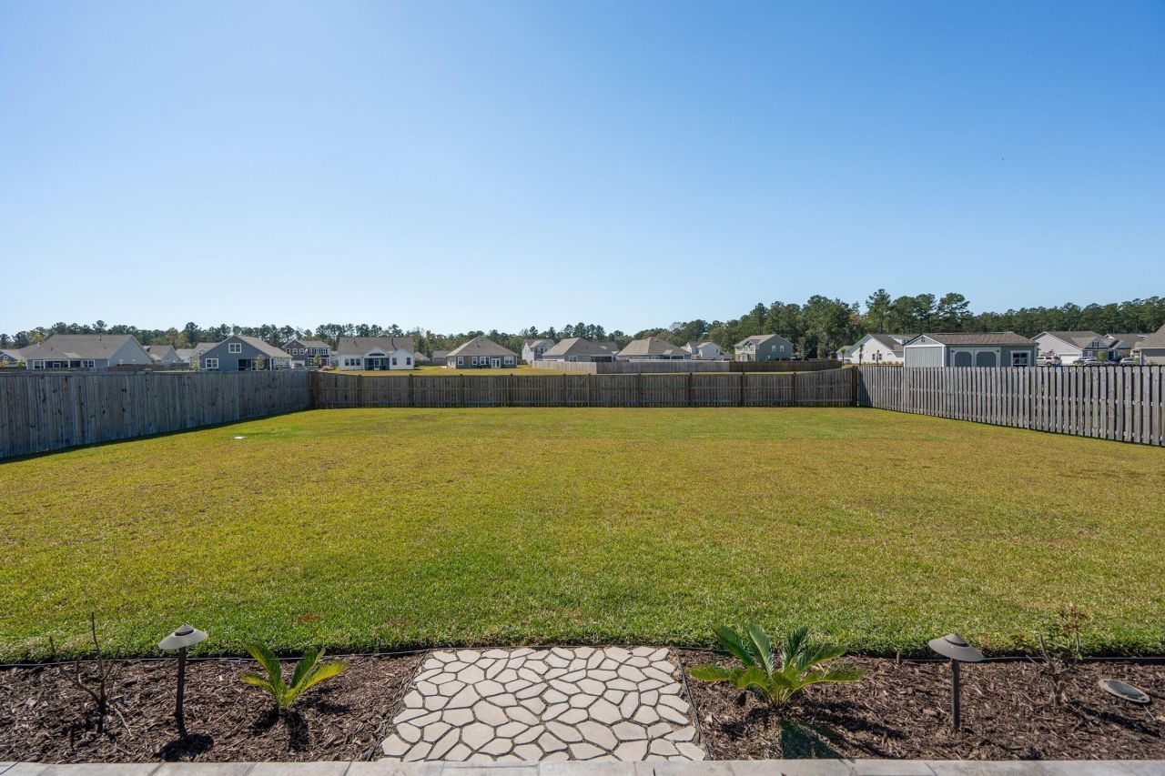 223 Silver Creek Drive Photo 6