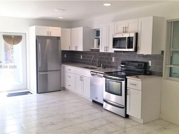 710 52nd St, West Palm Beach, FL 33407