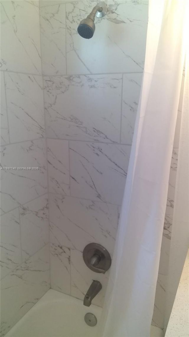 710 52nd St, West Palm Beach, FL 33407 Photo