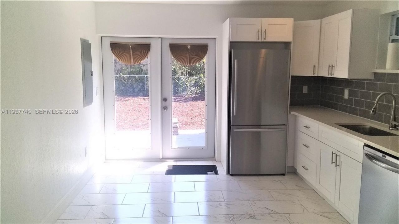 710 52nd St, West Palm Beach, FL 33407 Photo