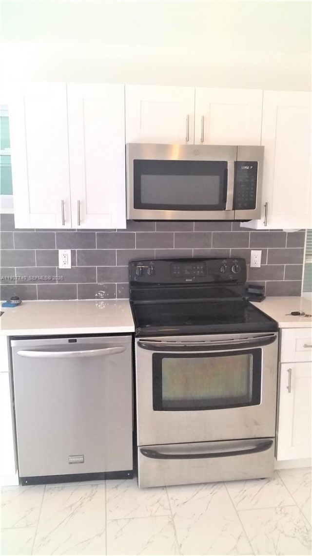 710 52nd St, West Palm Beach, FL 33407 Photo