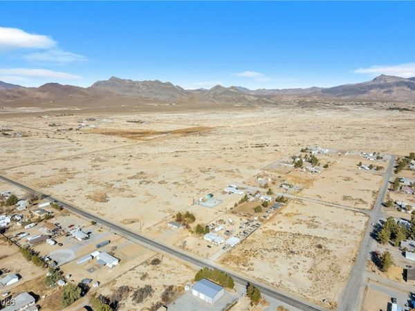 3751 W Betty Avenue, Pahrump, NV 89060