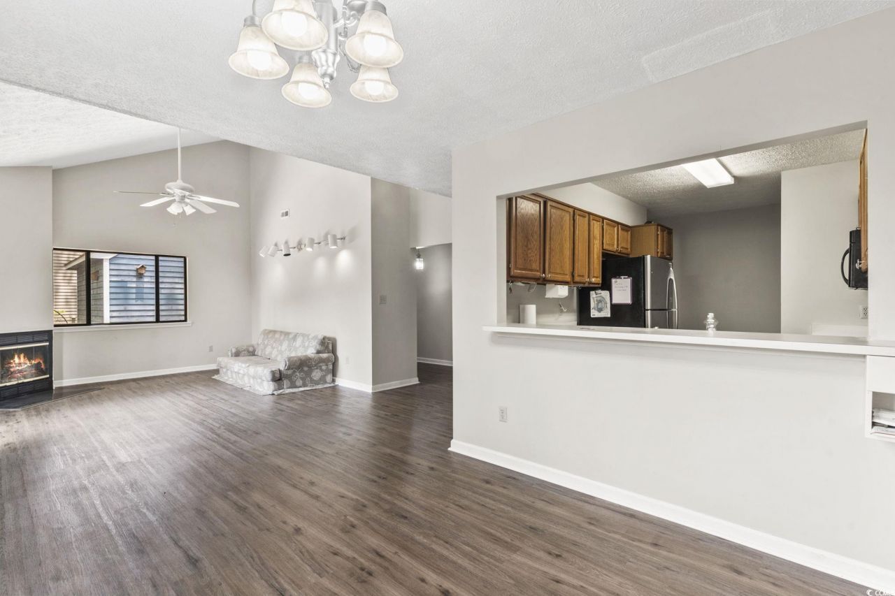 3954 Pinebrook Circle Photo 11