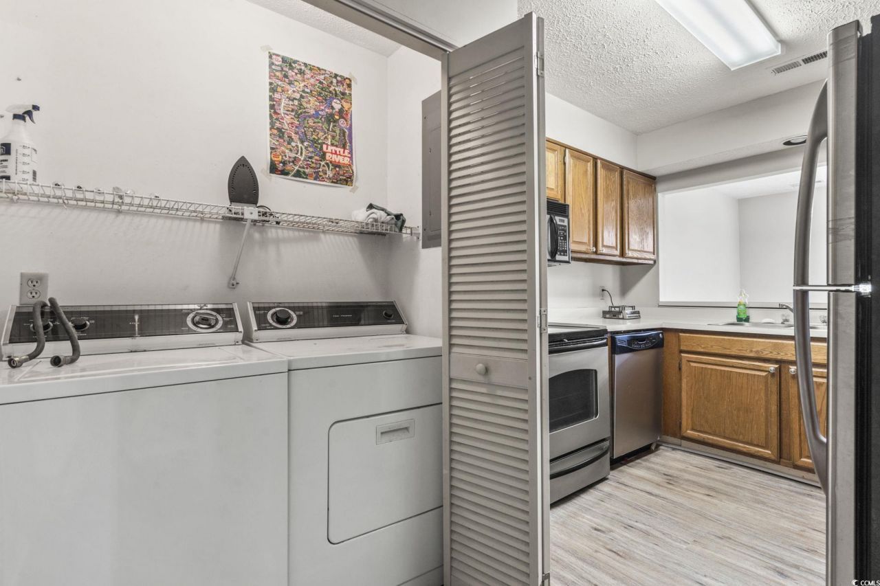 3954 Pinebrook Circle Photo 14