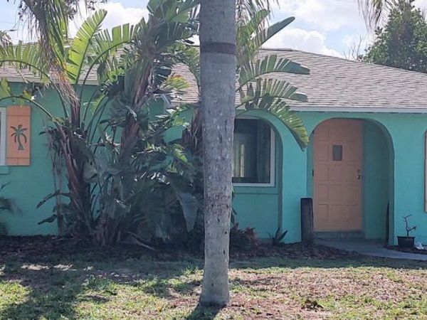 211 Avenida De Paz , Indialantic, FL 32903