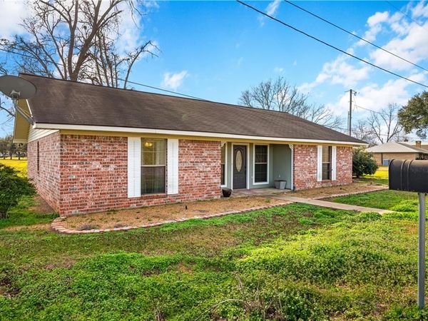 5074 HIGHWAY 452, Marksville, LA 71351