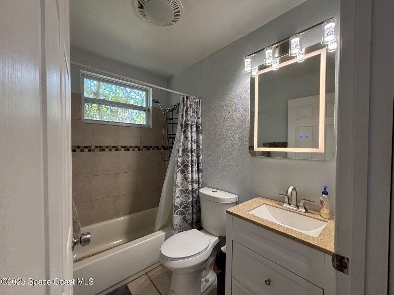 9590 Primrose Drive, Micco, FL 32976 Photo