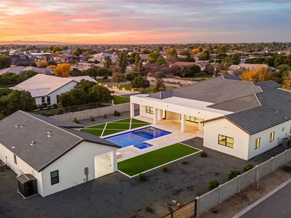 24614 S 183RD Place, Gilbert, AZ 85298