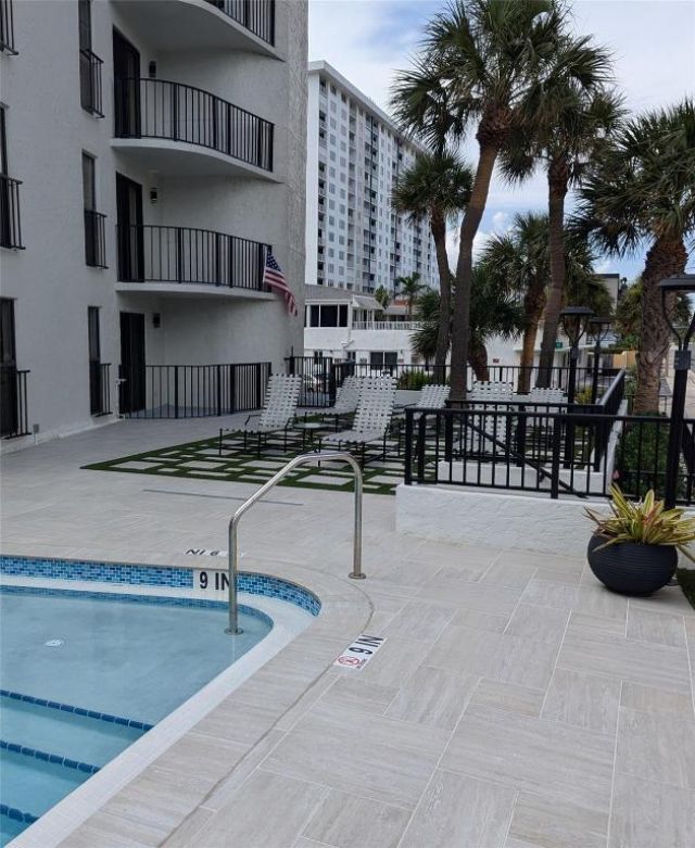 2029 N Ocean Boulevard, Unit 410, Fort Lauderdale, FL 33305 Photo