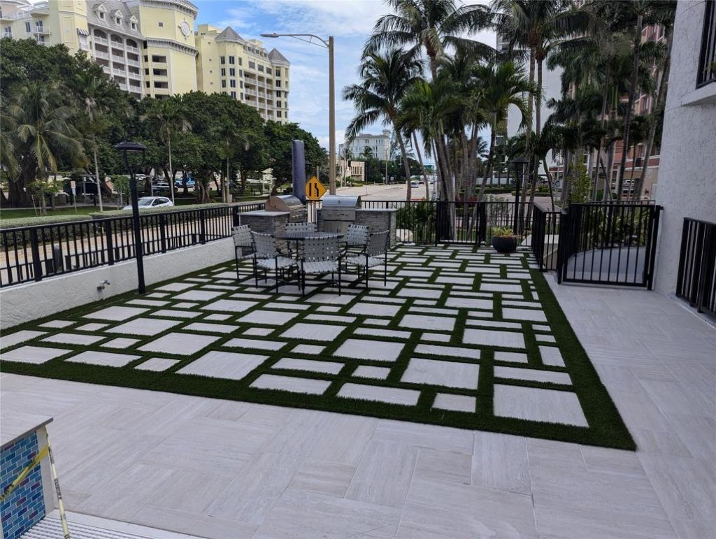 2029 N Ocean Boulevard, Unit 410, Fort Lauderdale, FL 33305 Photo