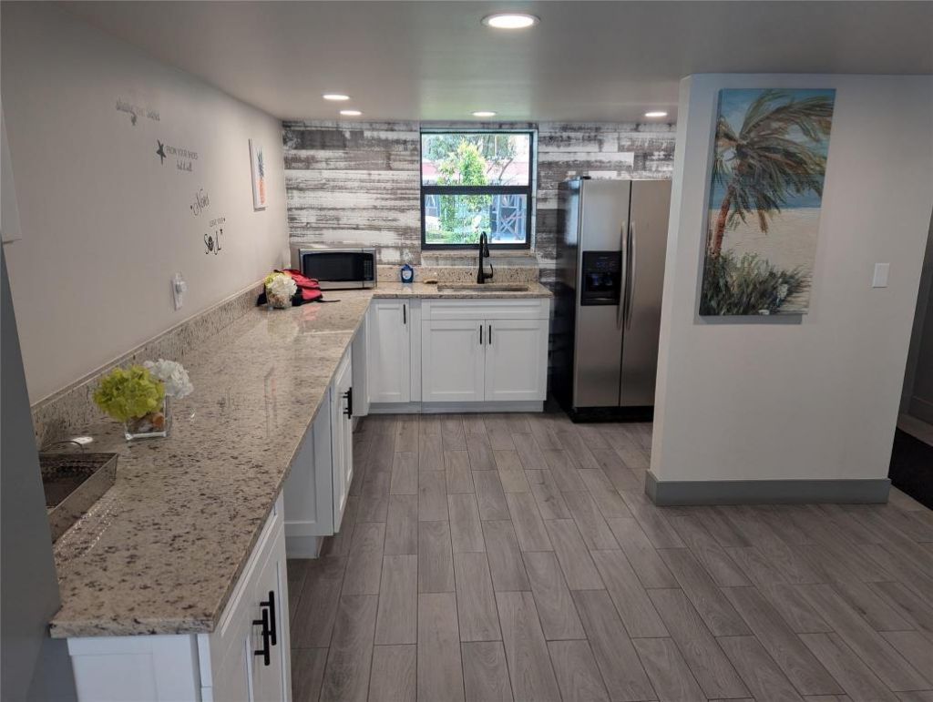 2029 N Ocean Boulevard, Unit 410, Fort Lauderdale, FL 33305 Photo