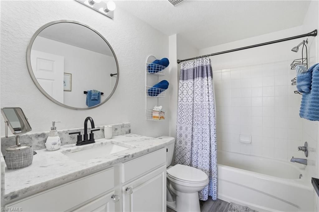 15585 Ocean Walk Cir, Unit 313, Fort Myers, FL 33908 Photo