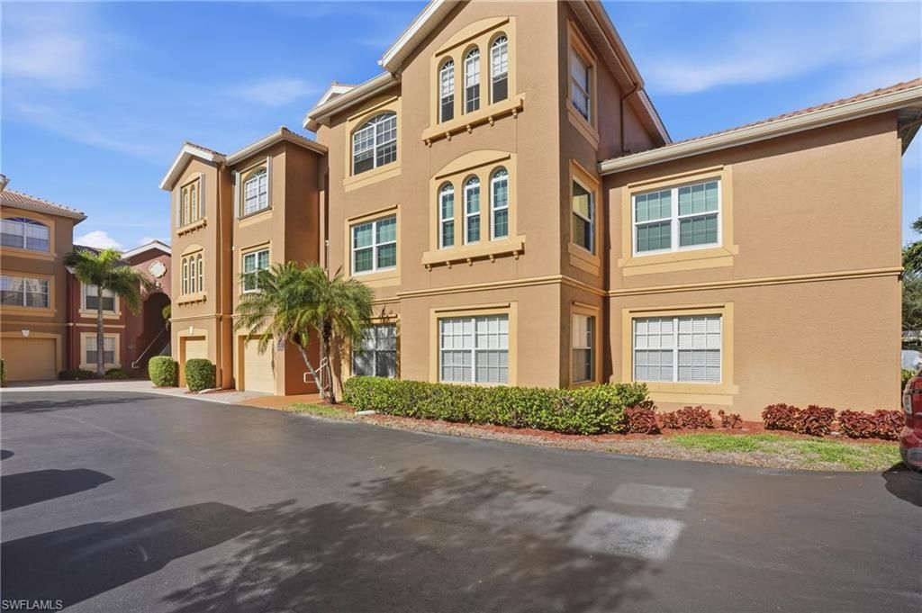 15585 Ocean Walk Cir, Unit 313, Fort Myers, FL 33908 Photo