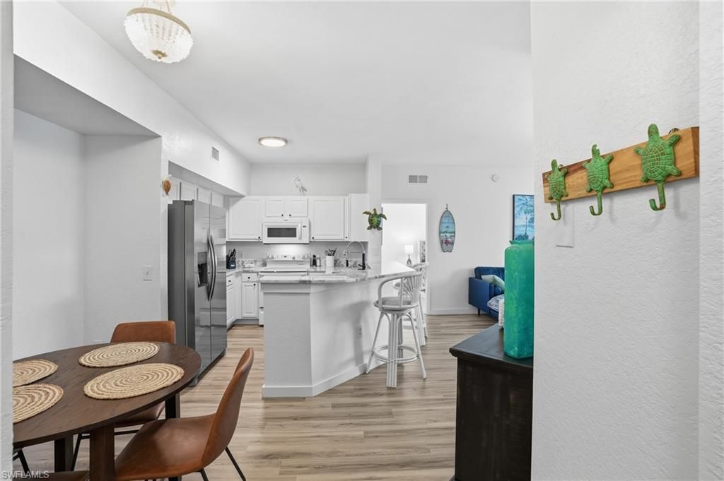 15585 Ocean Walk Cir, Unit 313, Fort Myers, FL 33908 Photo