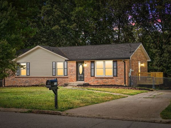 333 Harold Dr, Clarksville, TN 37040
