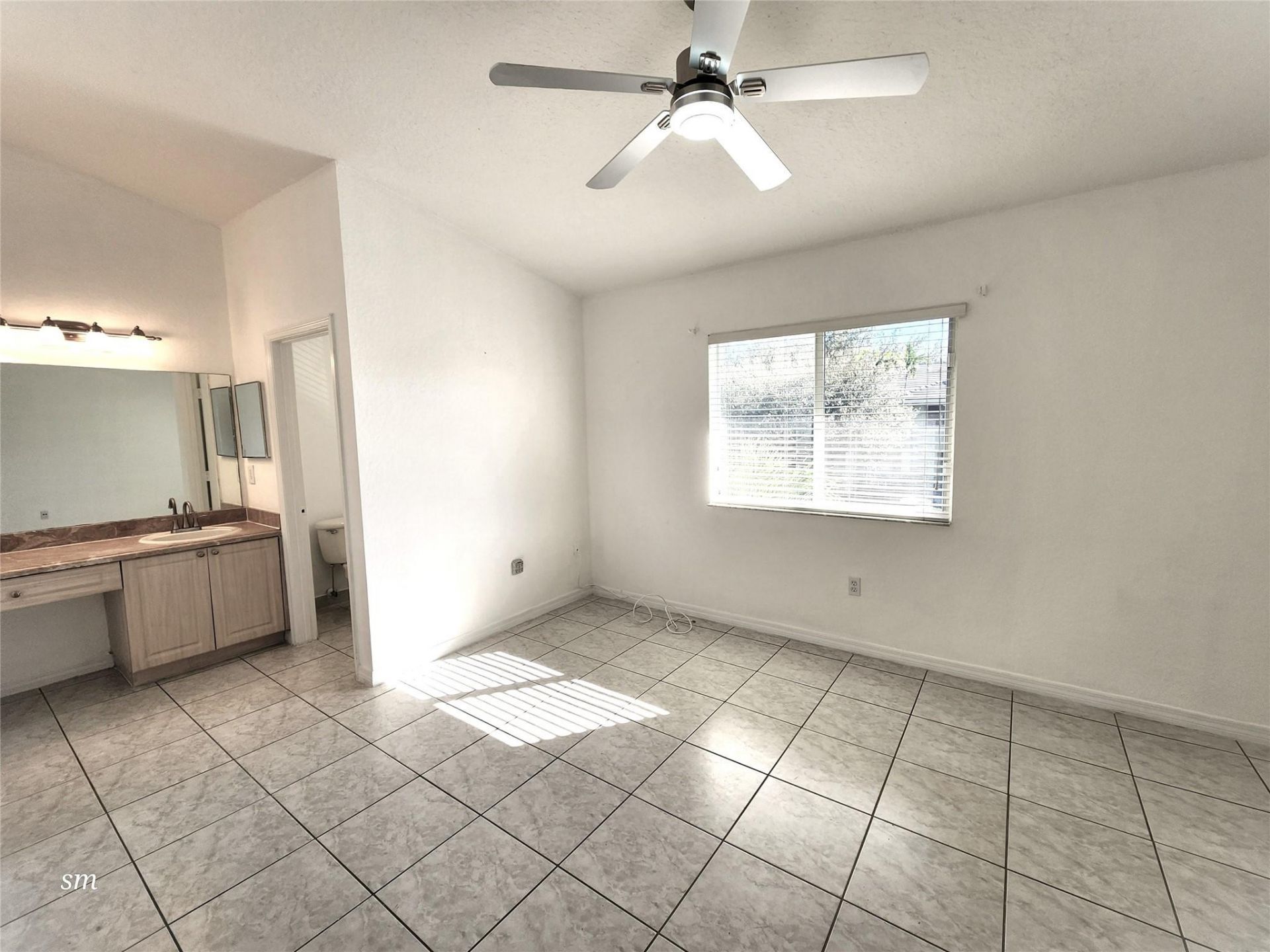 119 Hidden Court Road, Hollywood, FL 33023 Photo