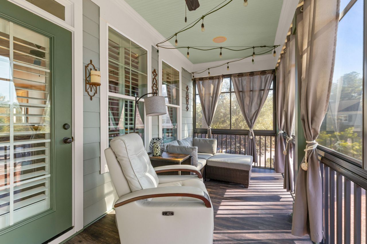 172 Slipper Shell Court Photo 15