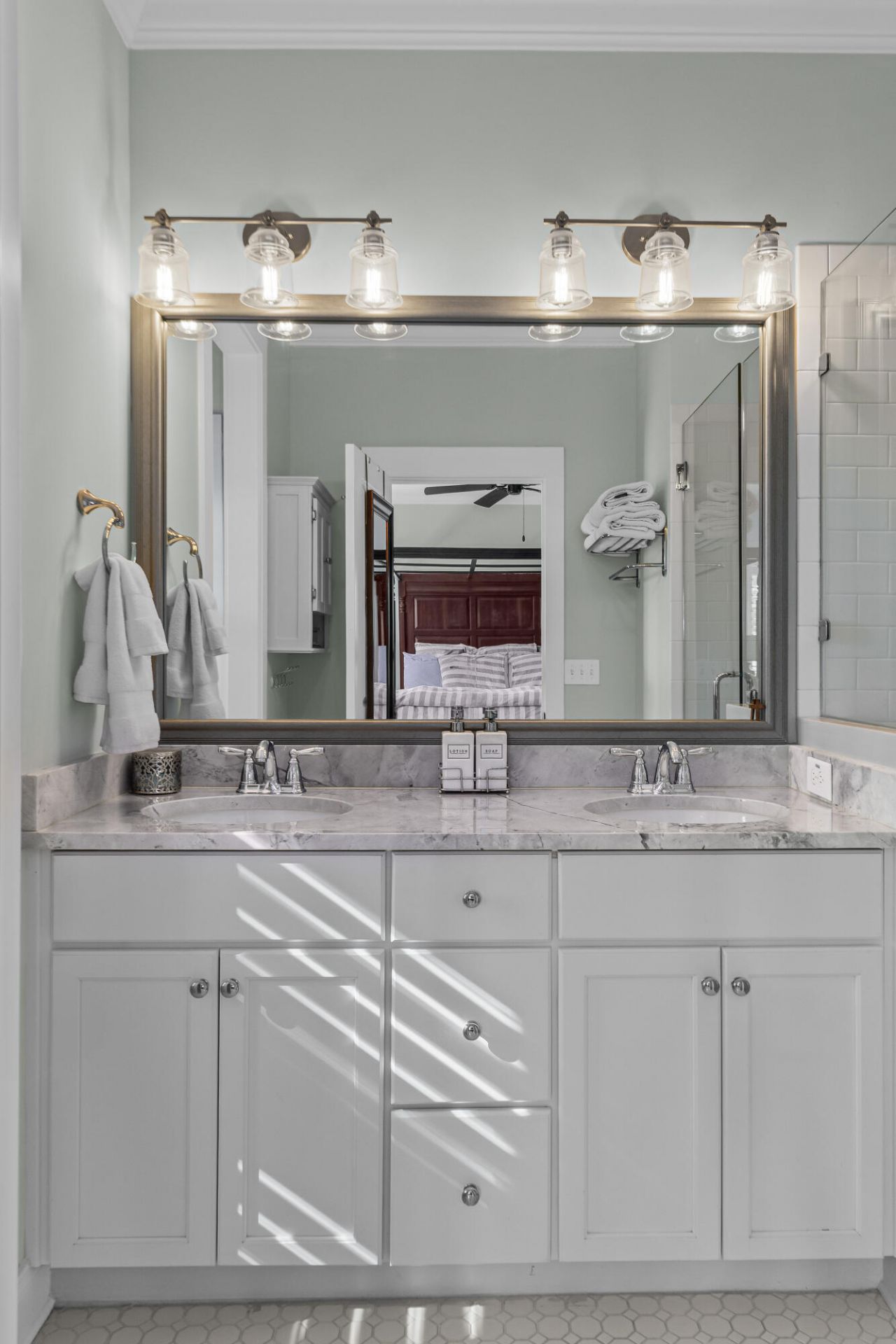 172 Slipper Shell Court Photo 19