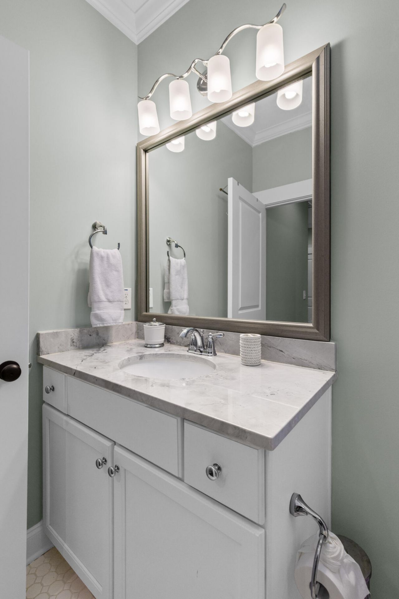 172 Slipper Shell Court Photo 26