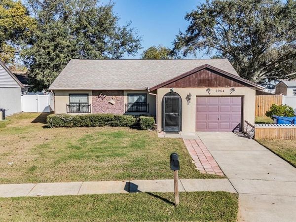 7954 KNOX LOOP, NEW PORT RICHEY, FL 34655
