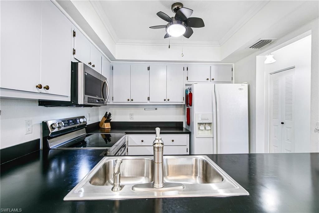 5755 Foxlake Dr, Unit G, North Fort Myers, FL 33917 Photo