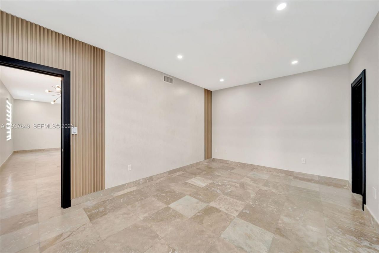 1502 Jefferson Ave, Unit 201, Miami Beach, FL 33139 Photo