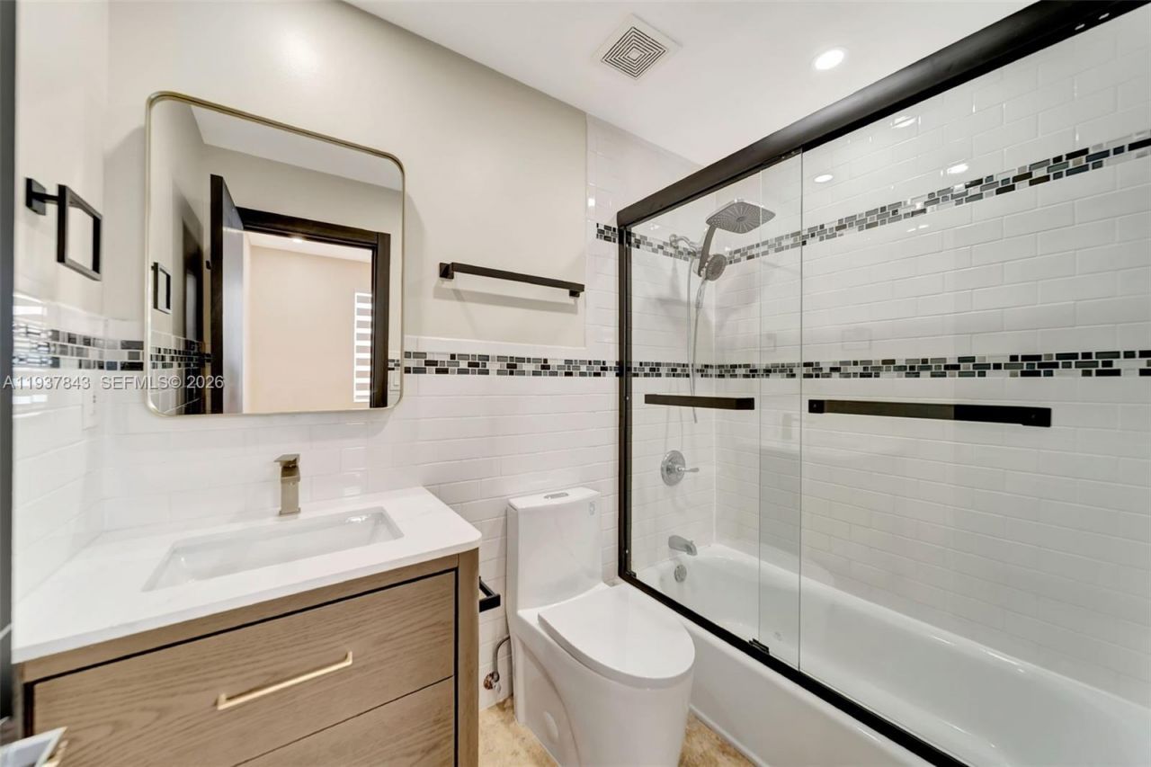 1502 Jefferson Ave, Unit 201, Miami Beach, FL 33139 Photo