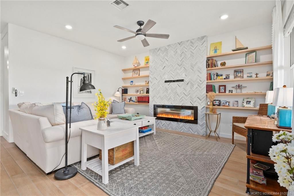 1610 NE Skyhigh Terrace, Jensen Beach, FL 34957 Photo