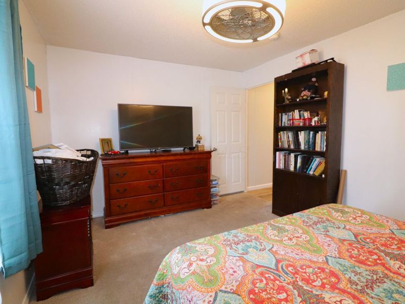 53 Locust Court, London, OH 43140 Photo 12