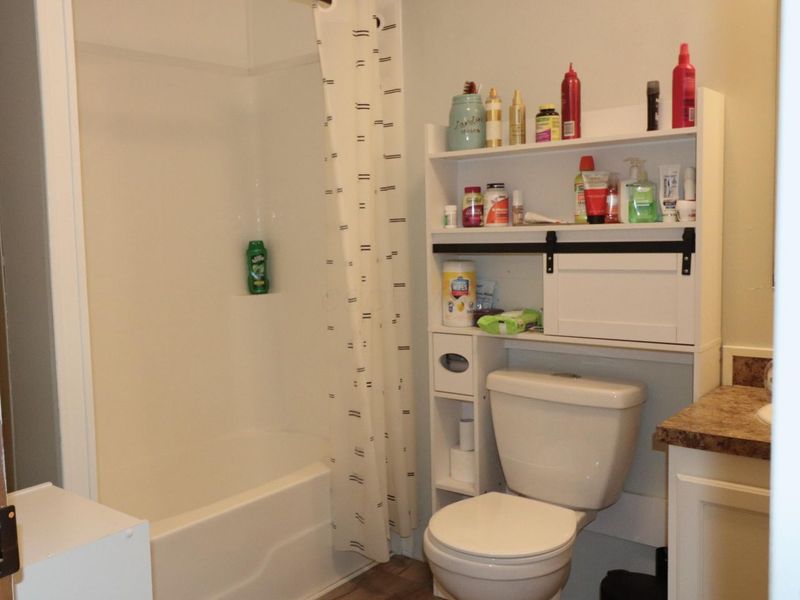 53 Locust Court, London, OH 43140 Photo 12