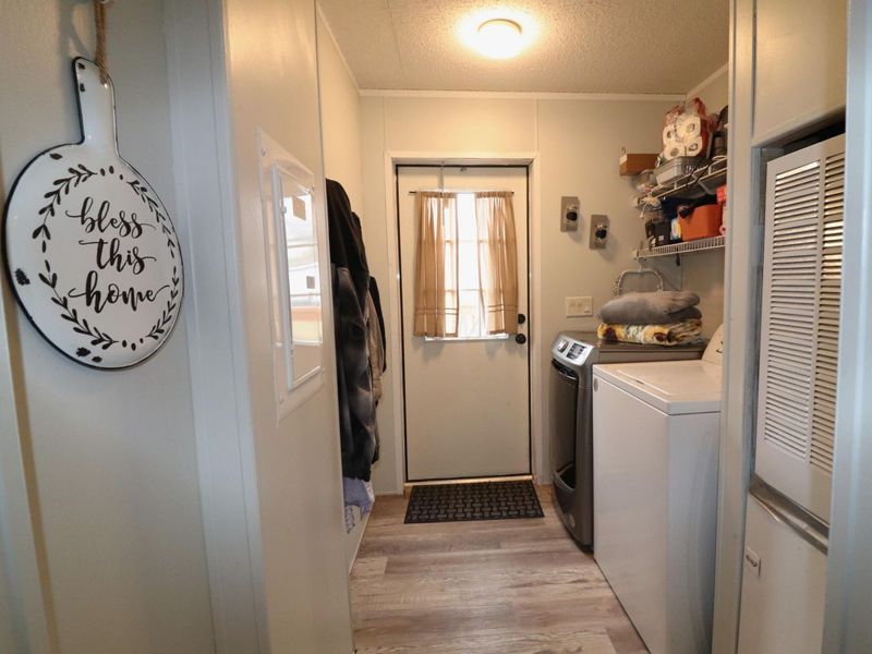 53 Locust Court, London, OH 43140 Photo 14