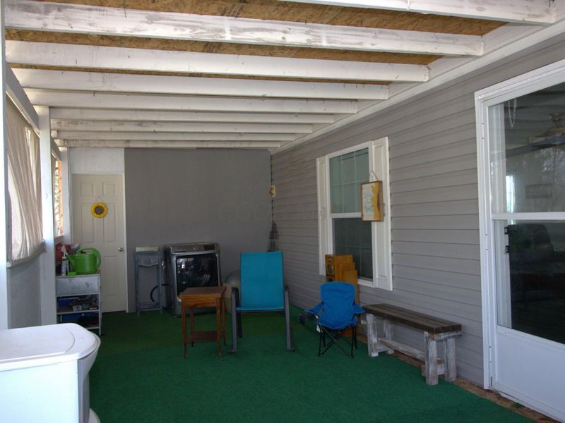 53 Locust Court, London, OH 43140 Photo 2