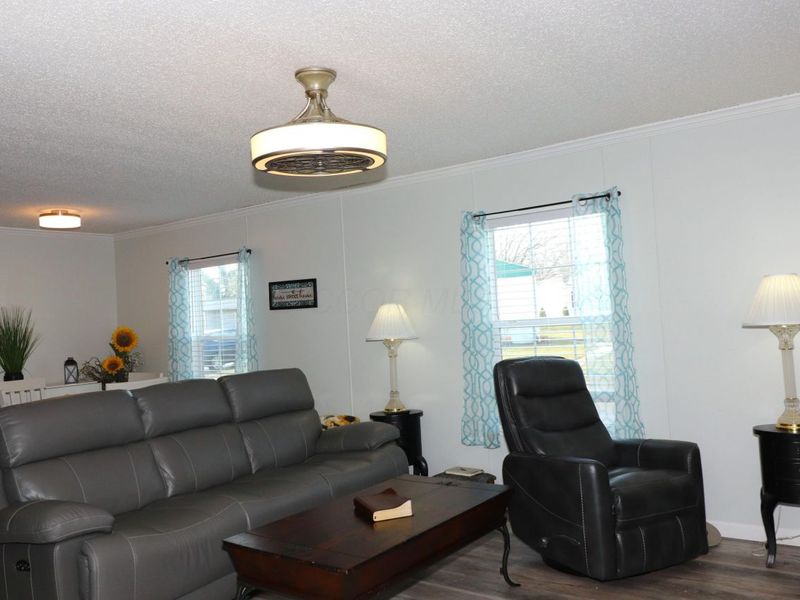 53 Locust Court, London, OH 43140 Photo 4