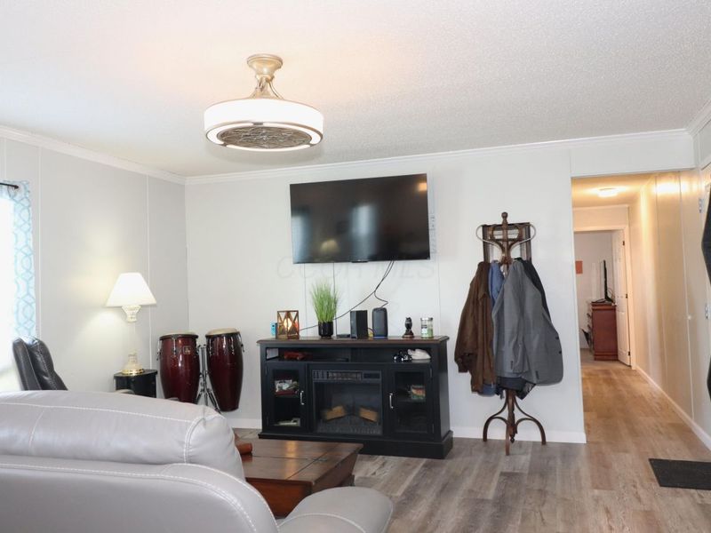 53 Locust Court, London, OH 43140 Photo 5