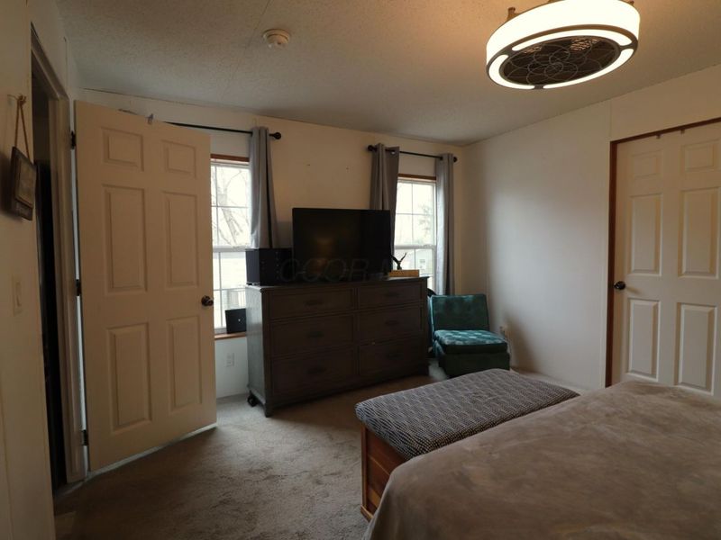 53 Locust Court, London, OH 43140 Photo 8