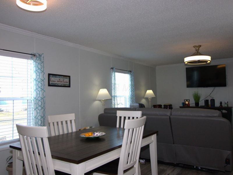 53 Locust Court, London, OH 43140 Photo 8