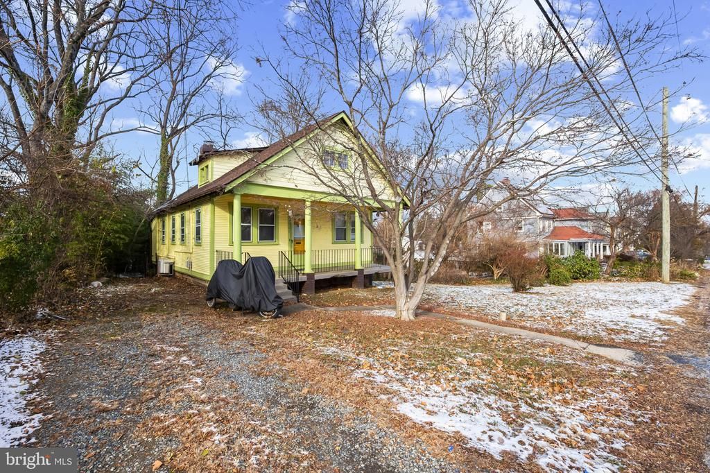 5521 Charles Street, Bethesda, MD 20814 Main Photo