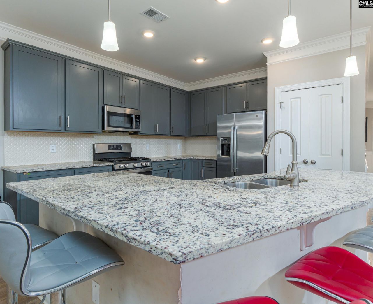 351 Sunnycrest Lane  Photo 8