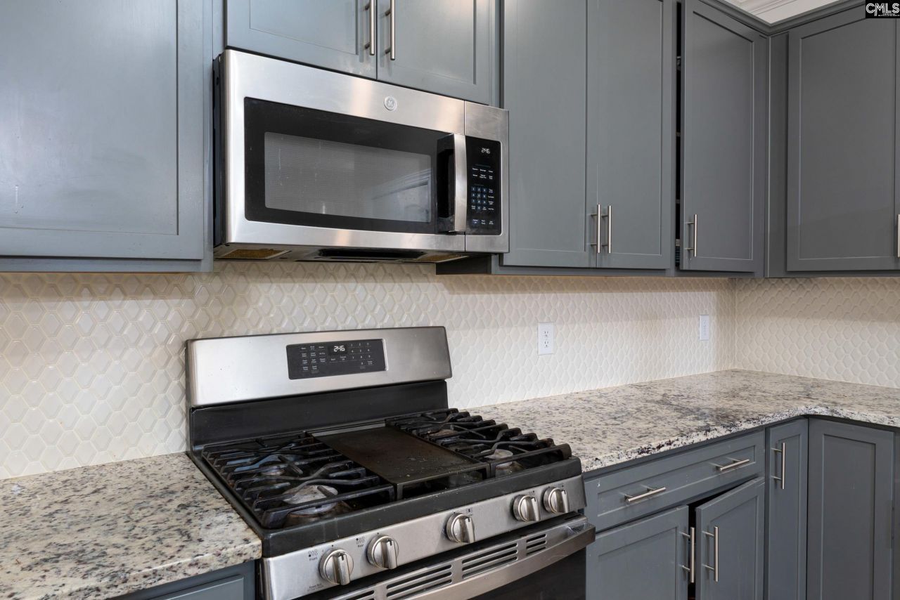 351 Sunnycrest Lane  Photo 9