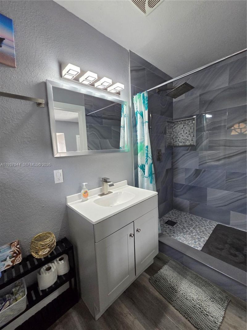 13895 NE 11th Ave , North Miami, FL 33161 Photo