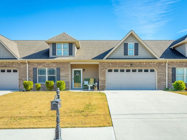 875 Colony Circle , Fort Oglethorpe, GA 30742