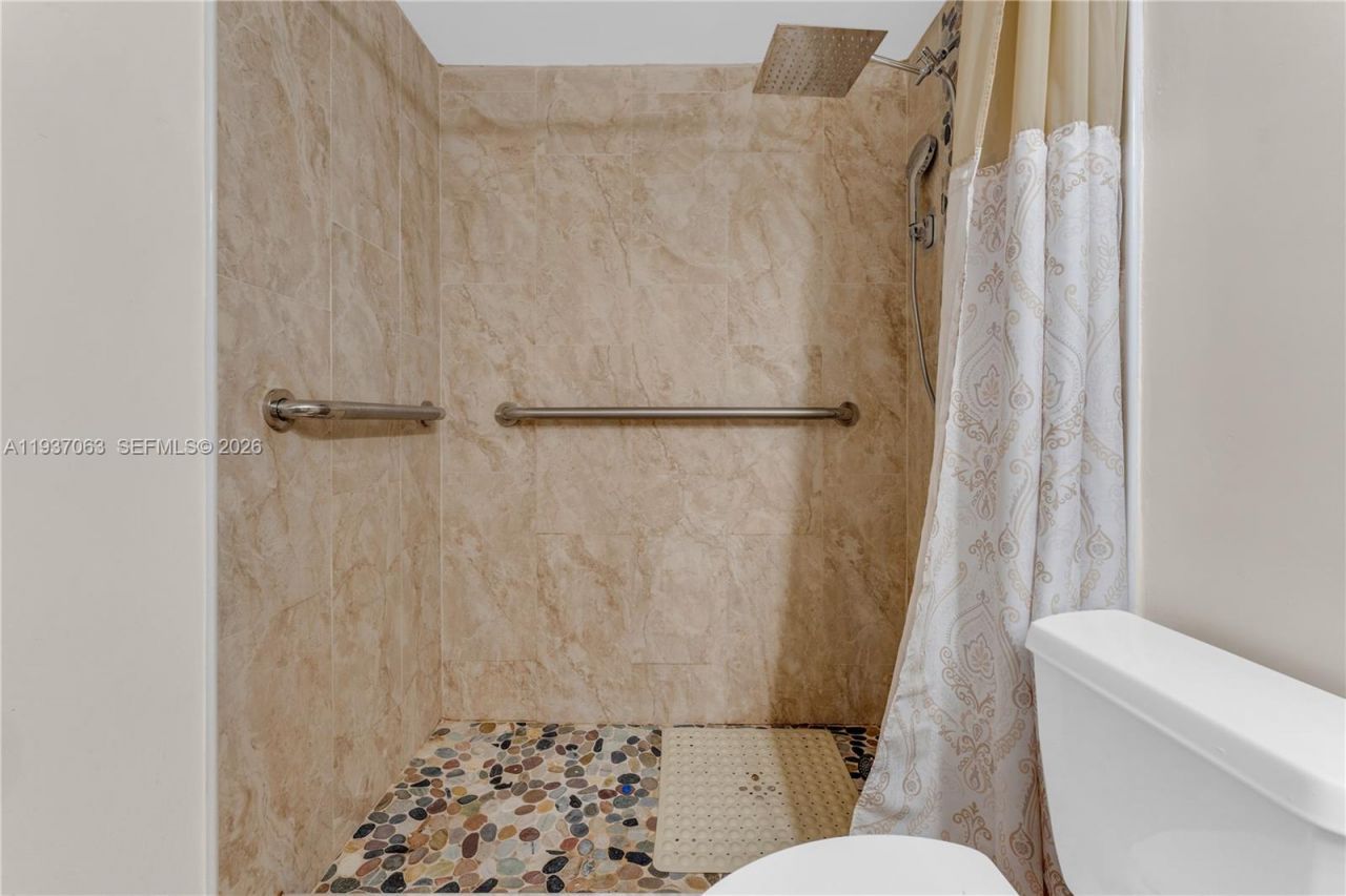 430 NW 214th St, Unit 103, Miami Gardens, FL 33169 Photo