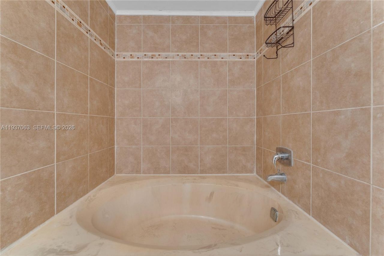 430 NW 214th St, Unit 103, Miami Gardens, FL 33169 Photo