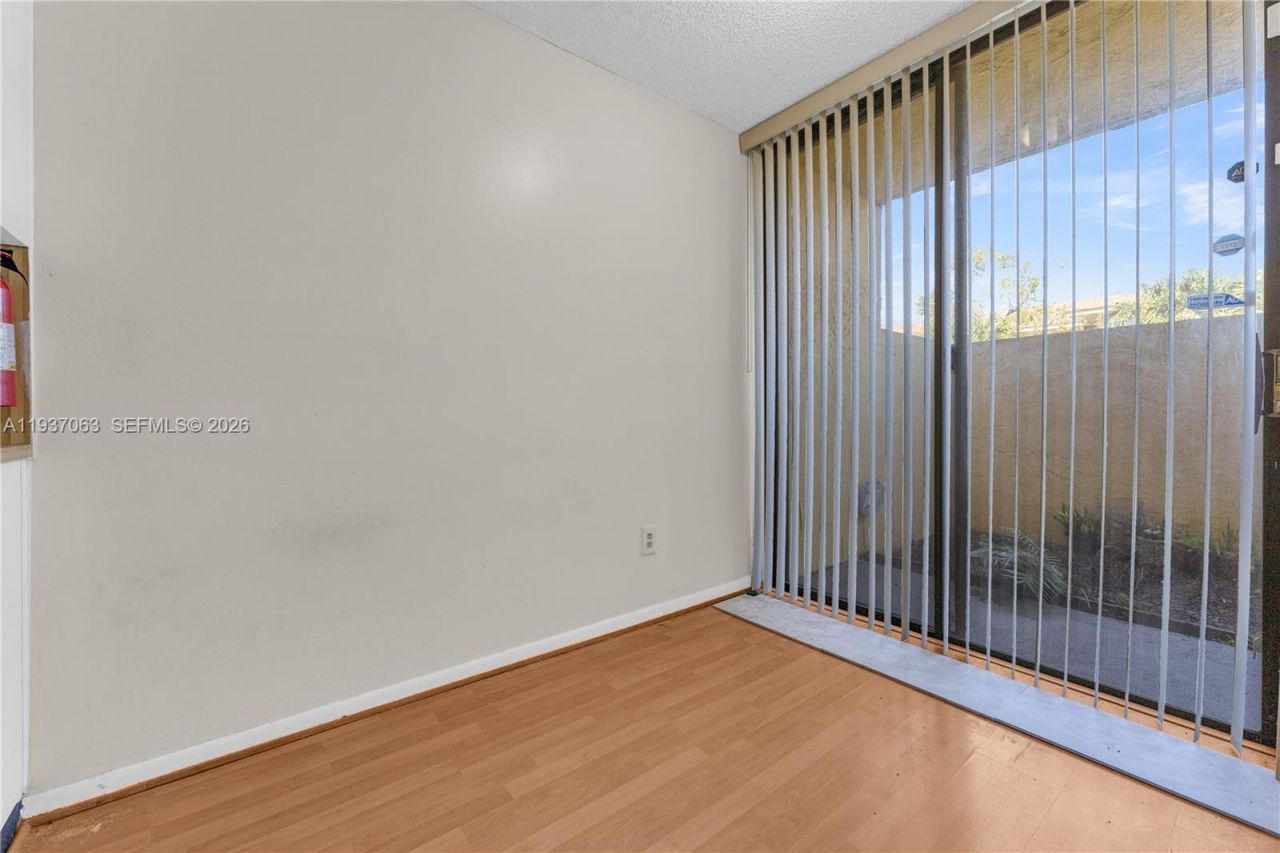 430 NW 214th St, Unit 103, Miami Gardens, FL 33169 Photo