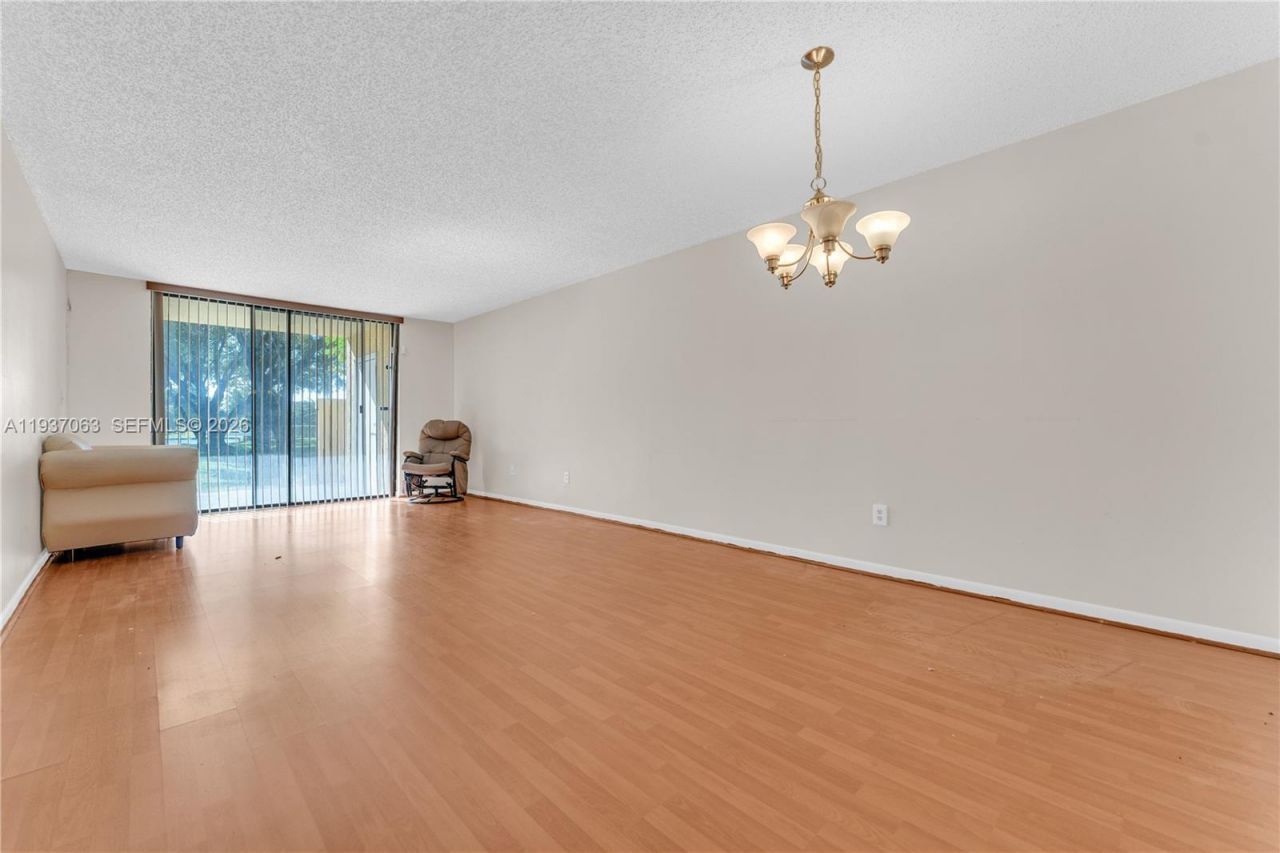 430 NW 214th St, Unit 103, Miami Gardens, FL 33169 Photo