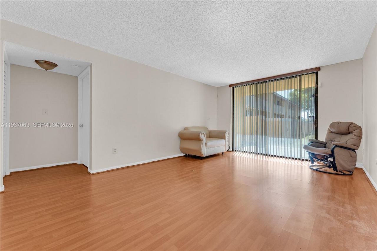 430 NW 214th St, Unit 103, Miami Gardens, FL 33169 Photo